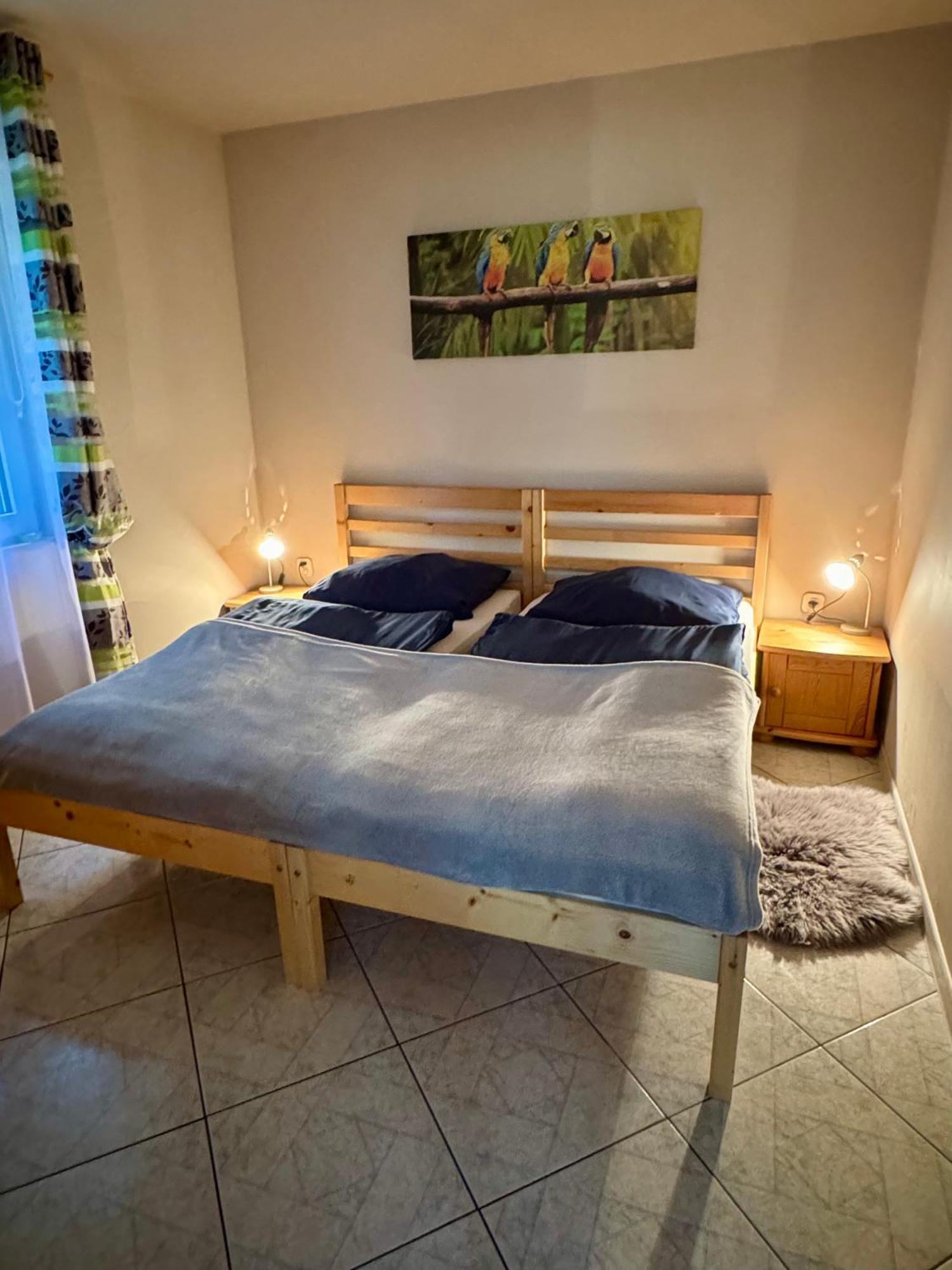 Domek W Glebi Lasu Nad Stawem Wierszyno Esterno foto